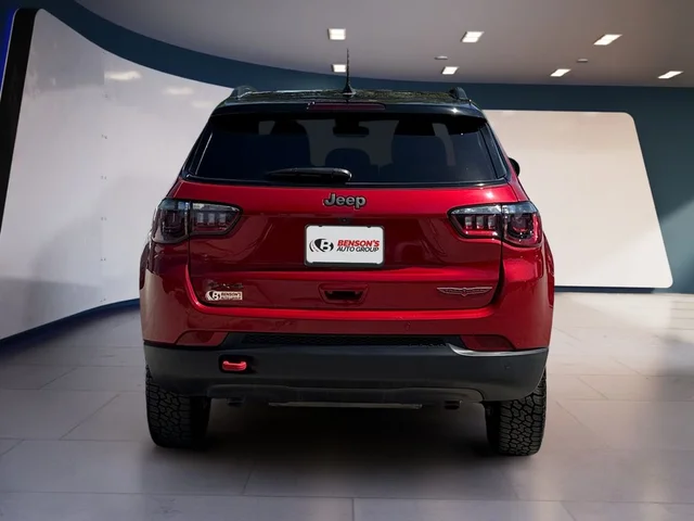 2025 Jeep Compass Trailhawk