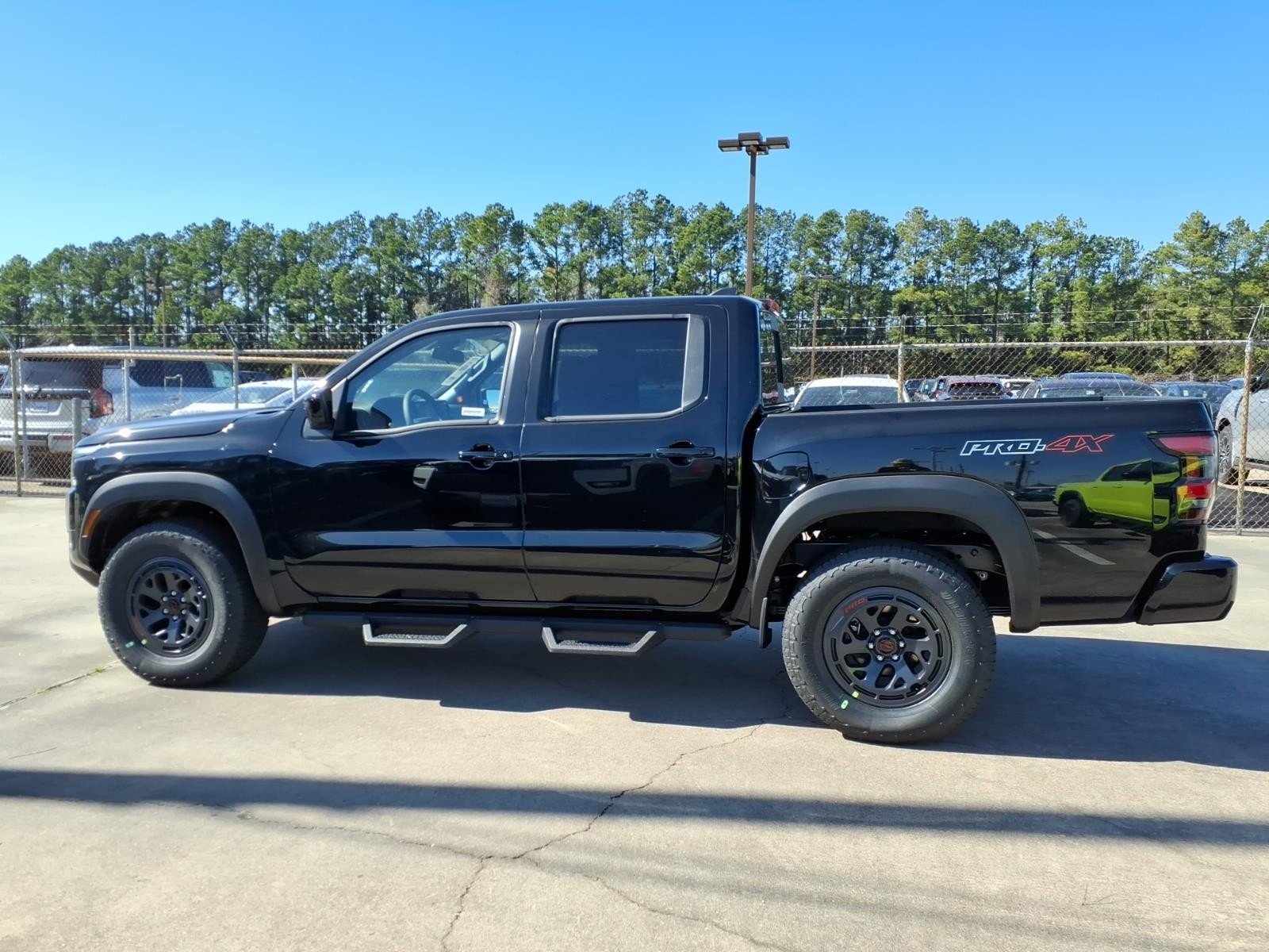 2026 Nissan Frontier Crew Cab PRO-4X® Black at Robbins Nissan