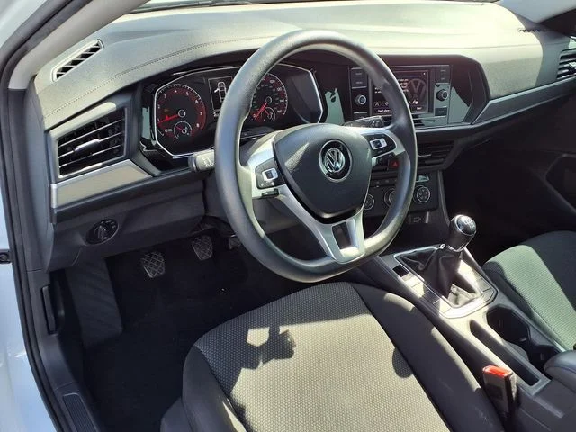 Certified Used 2019 Pure White Volkswagen 1.4T S image 5