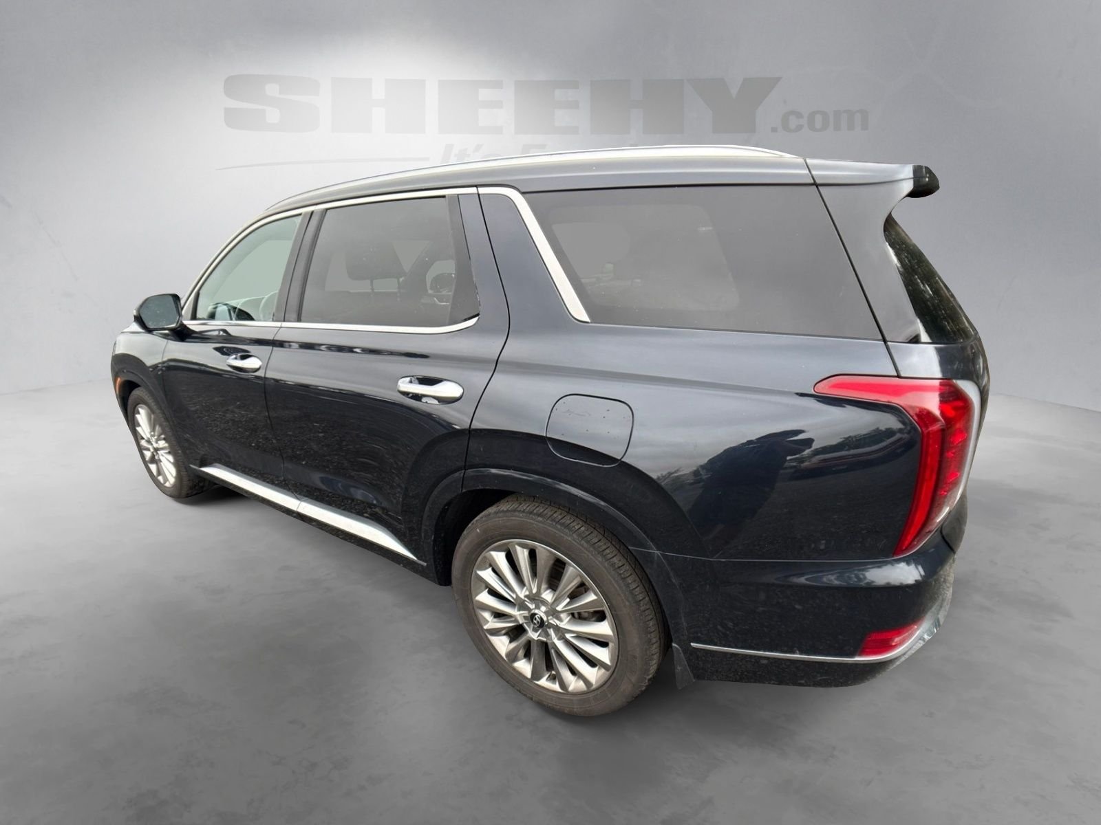 Used 2020 White Hyundai Limited image 18