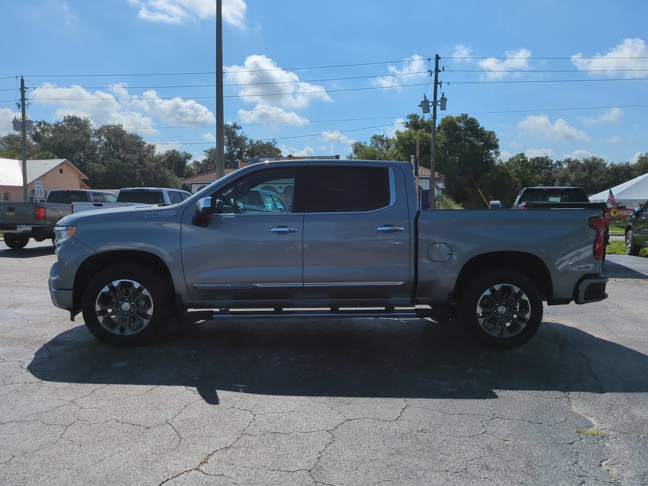 Used 2025 Sterling Gray Metallic Chevrolet High Country image 7
