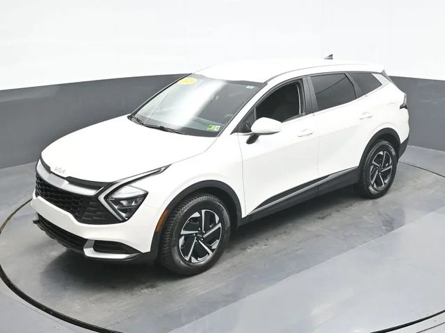 Used 2023 White Kia LX image 13