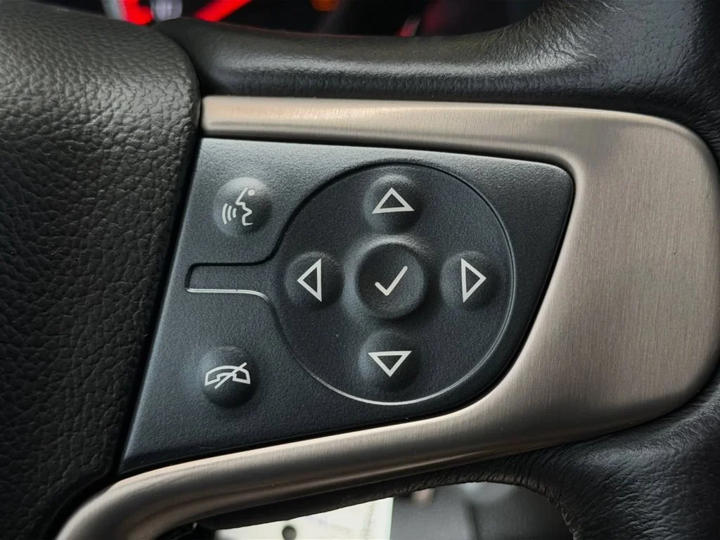 Used 2016 ONYX BLACK GMC Denali image 32