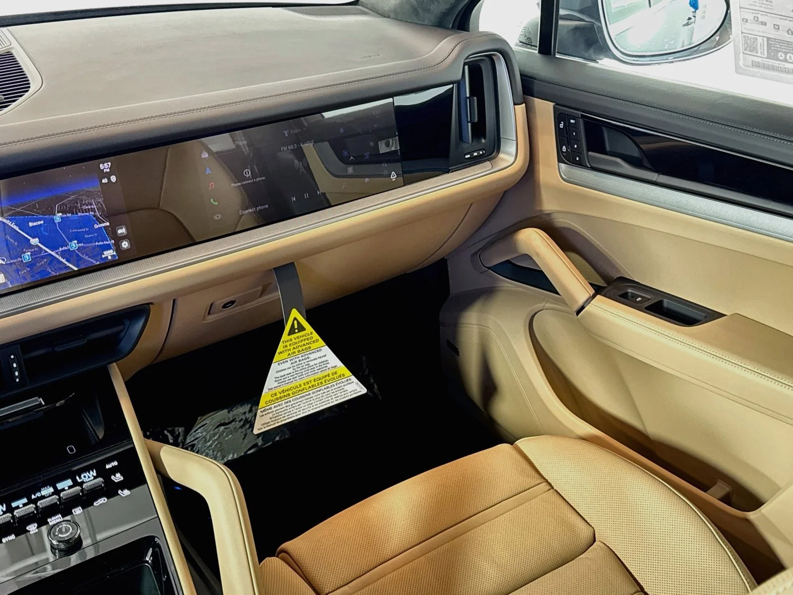 New 2026 Vanadium Grey Metallic Porsche E-Hybrid image 20
