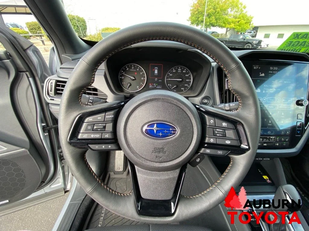 Used 2025 Ice Silver Metallic Subaru Touring image 41