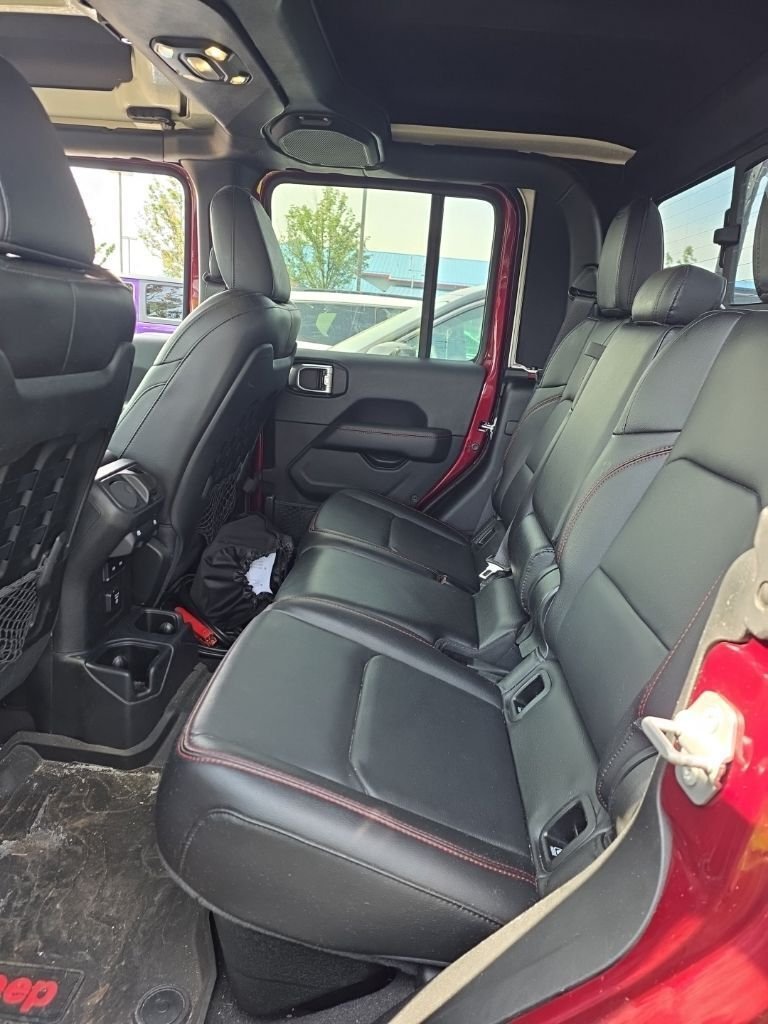 Used 2021 Red Jeep Rubicon image 10