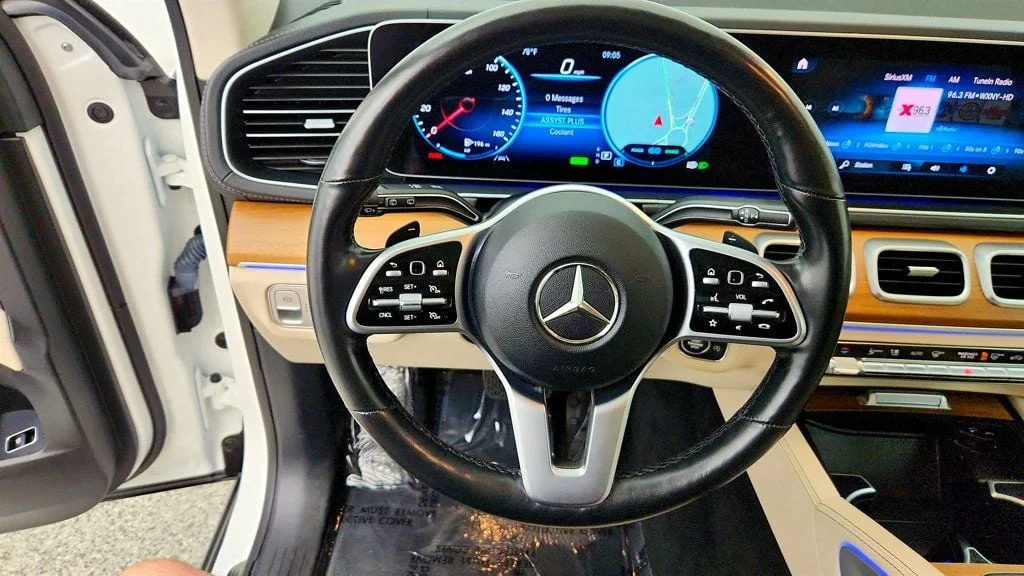 Used 2022 Polar White Mercedes-Benz GLS 450 4MATIC® SUV w/ Warmth & Comfort Pkg & Panorama Roof image 13