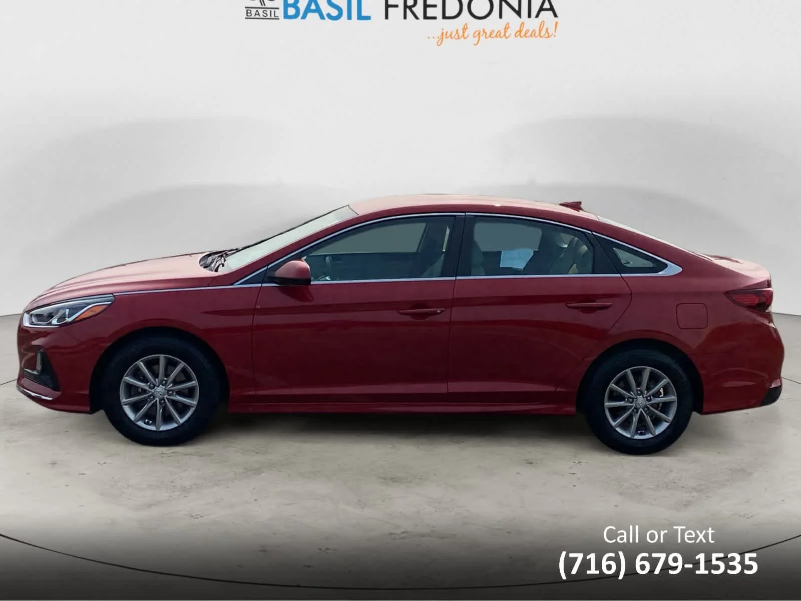 Used 2019 Scarlet Red Hyundai SE image 2