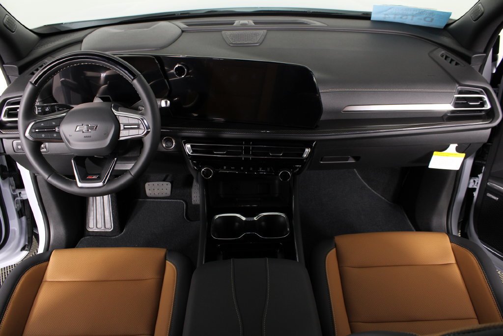2027 Chevrolet Traverse Z71 - Photo 27