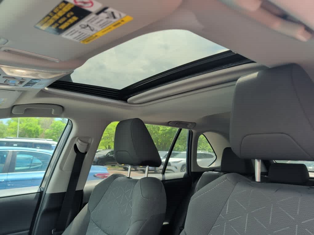 Used 2022 Magnetic Gray Metallic Toyota Hybrid XLE image 11