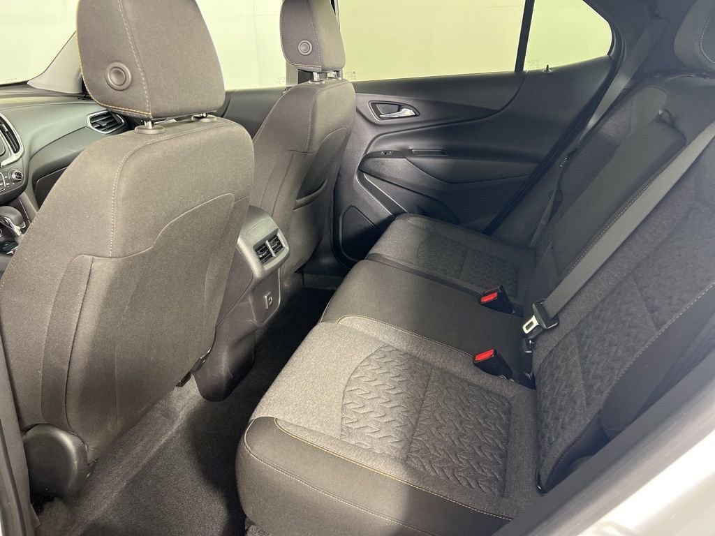 Used 2024 Summit White Chevrolet LT image 19