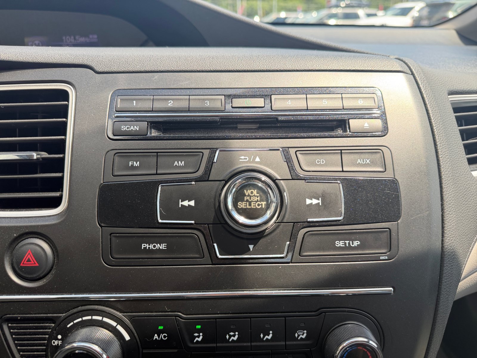 Used 2015 Silver Honda LX image 19