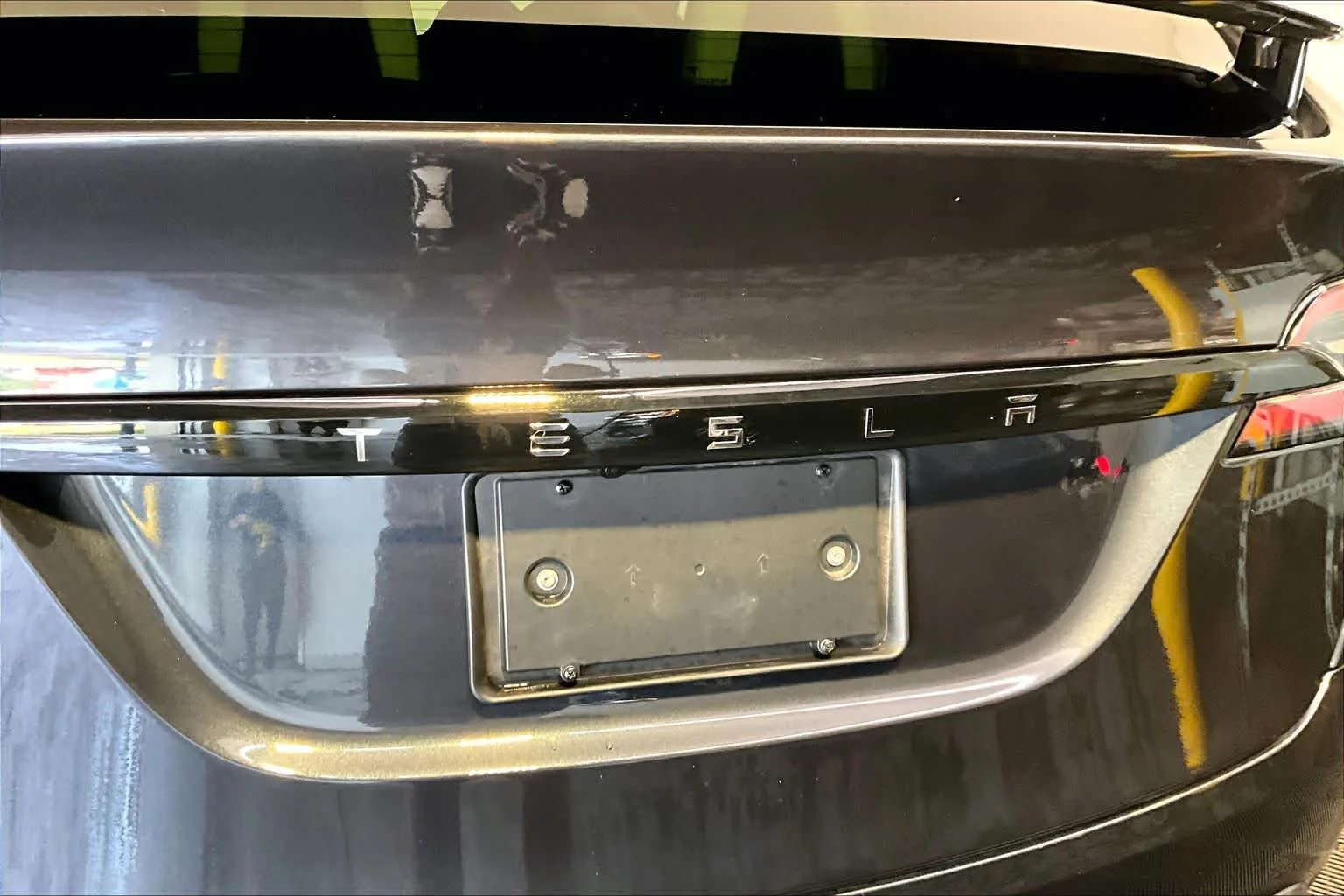 Used 2024 Pearl White Multi-Coat Tesla  image 31