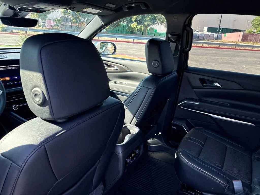2026 Chevrolet Traverse High Country - Photo 17