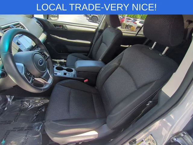 Used 2018 Silver Subaru 2.5i Premium image 16