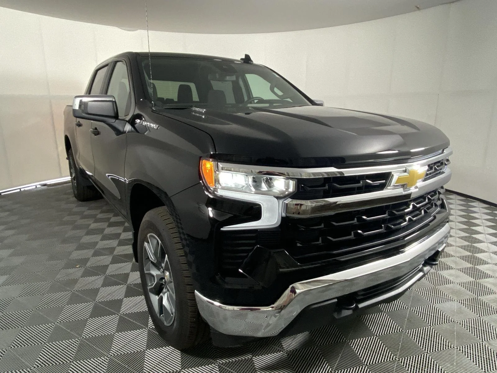 Used 2026 Black Chevrolet LT image 20