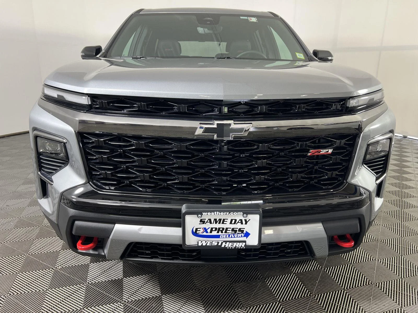 New 2026 Sterling Gray Metallic Chevrolet Z71 image 34
