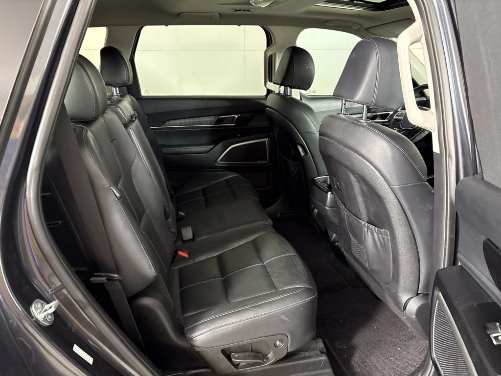 Used 2024 Gray Kia EX image 21