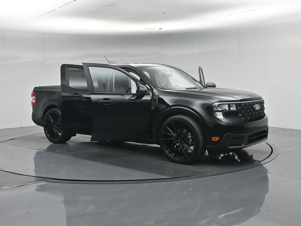 New 2026 Shadow Black Ford XLT image 32