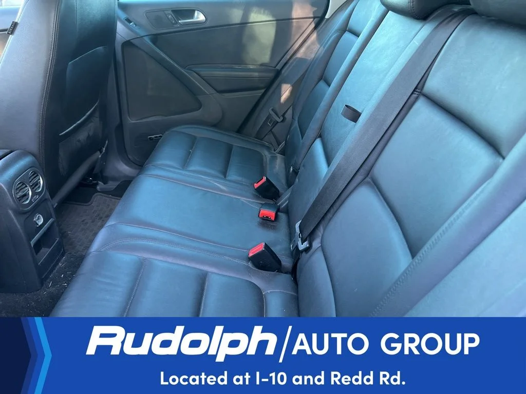 Used 2016 Black Volkswagen SEL image 10