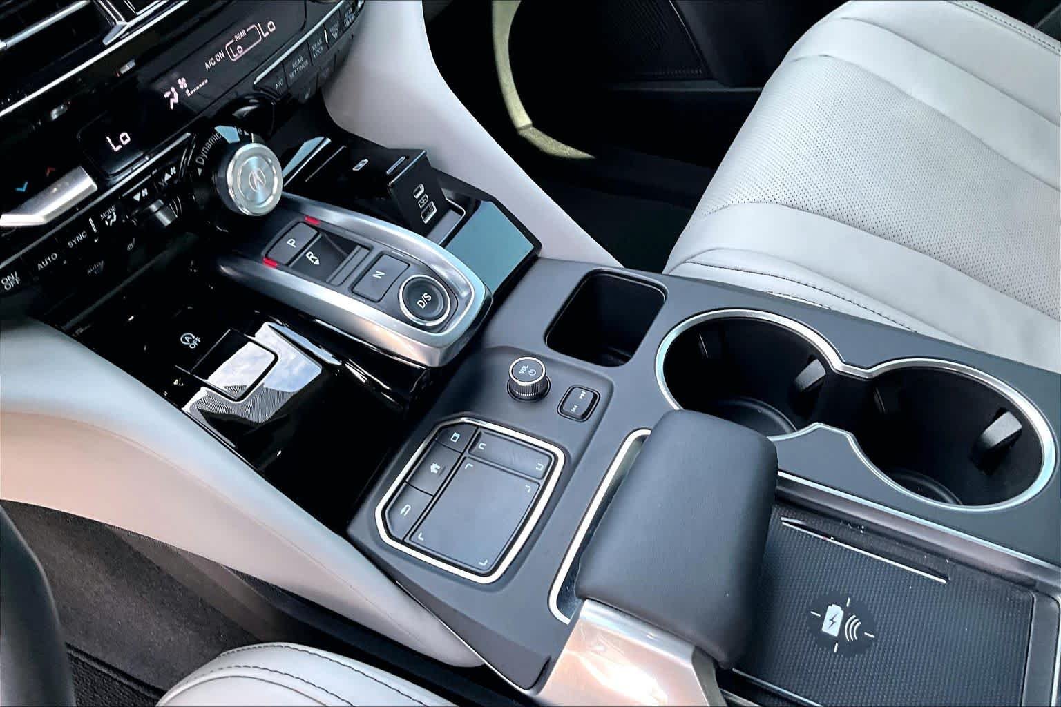 Used 2024 Lunar Silver Metallic Acura w/Technology Package image 17