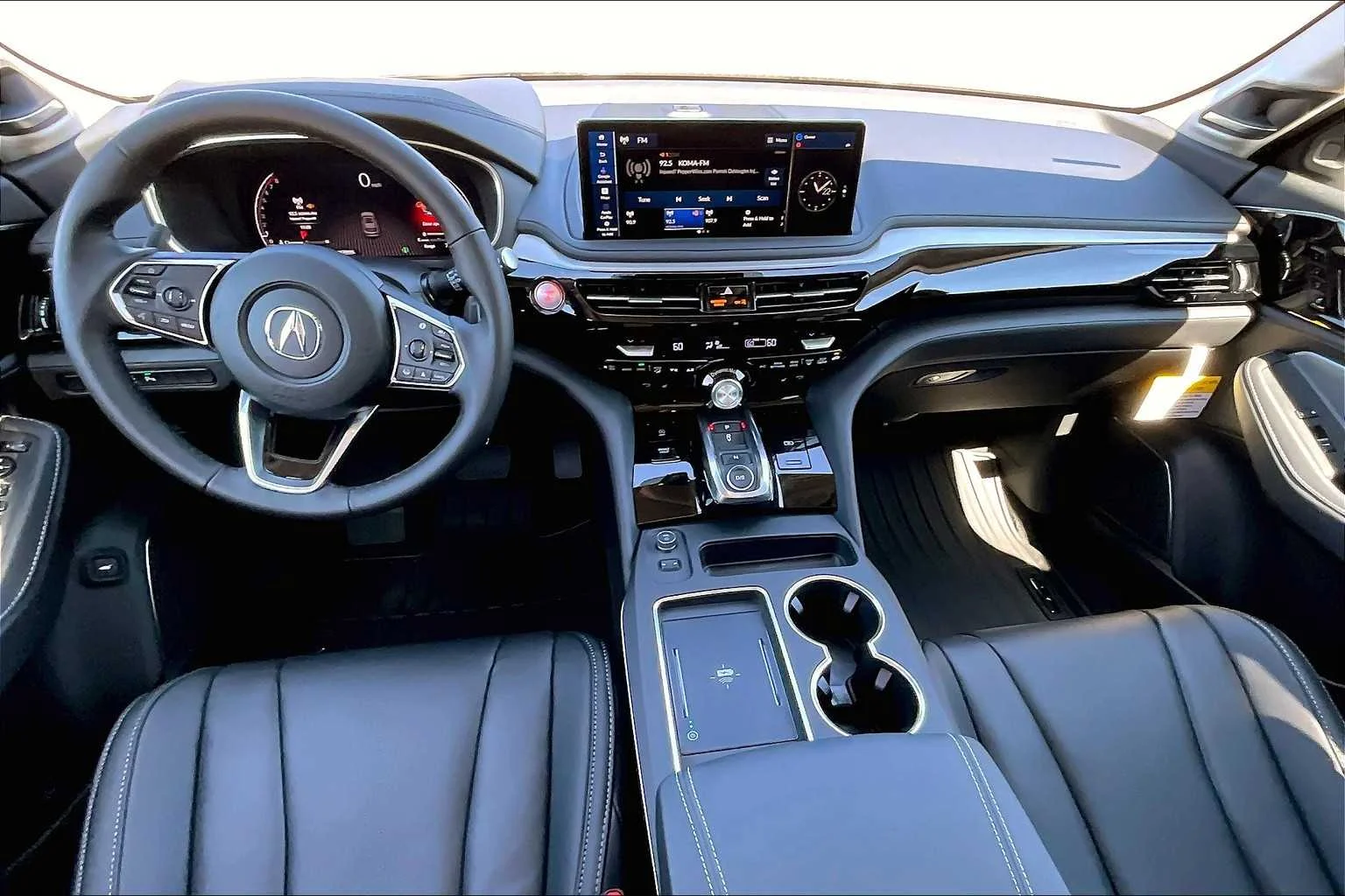 New 2026 Platinum White Pearl Acura w/Technology Package image 5
