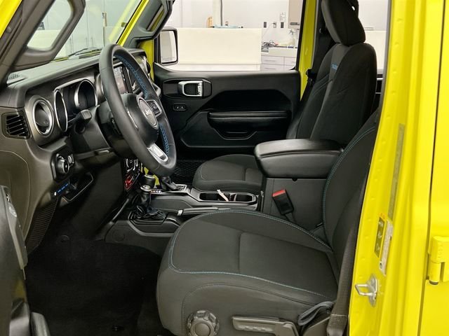Used 2023 Yellow Jeep Rubicon 4x4 image 9