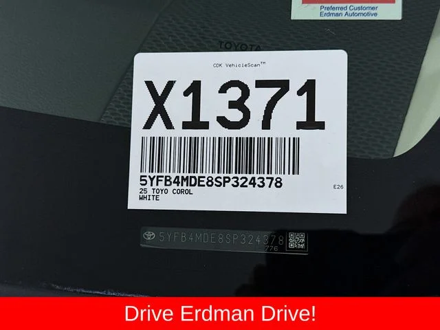 Used 2025 White Toyota LE image 30