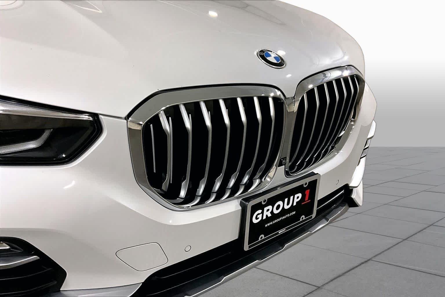 Used 2020 Mineral White Metallic BMW xDrive40i image 31