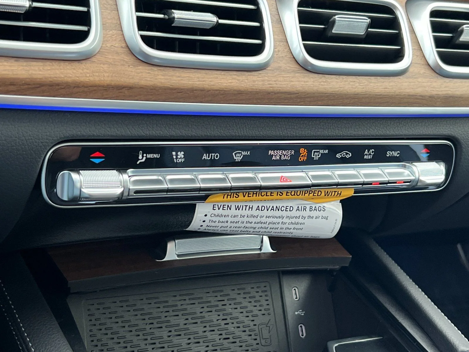 New 2026 White Mercedes-Benz GLE 450 image 21