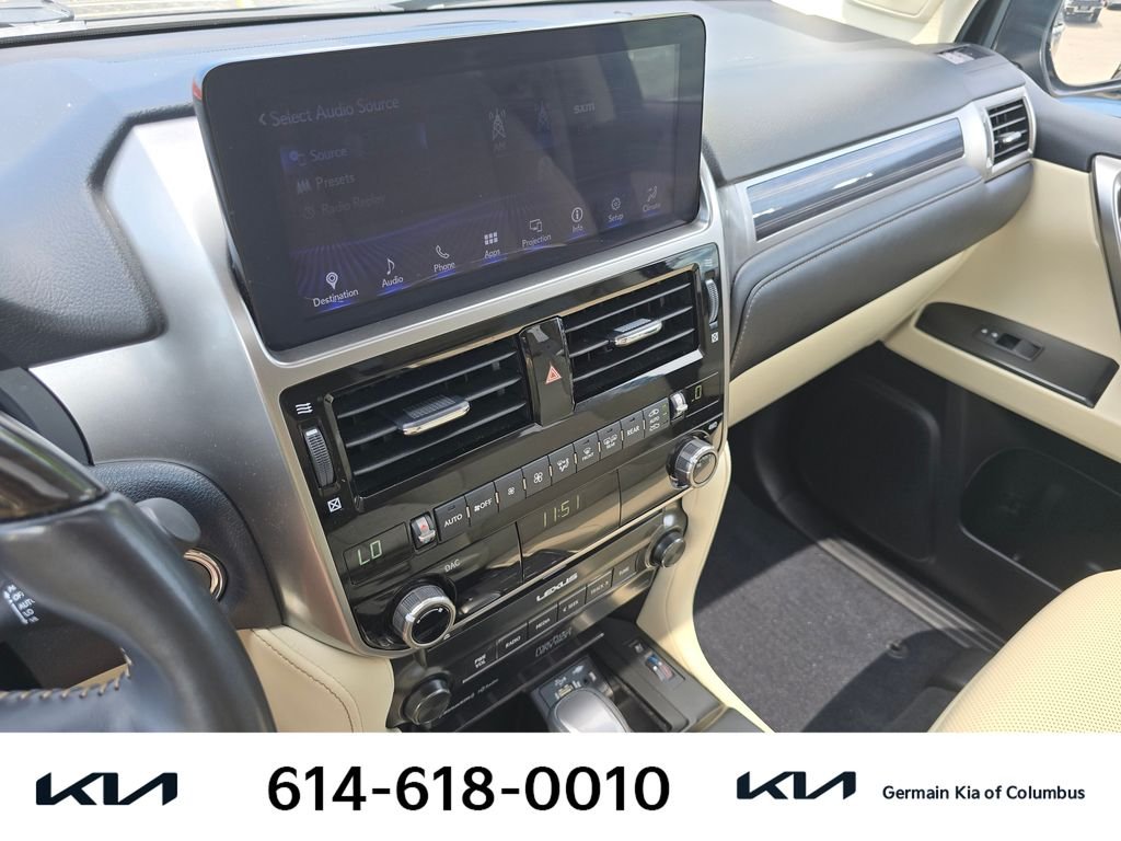 Used 2022 Black Lexus 460 image 24