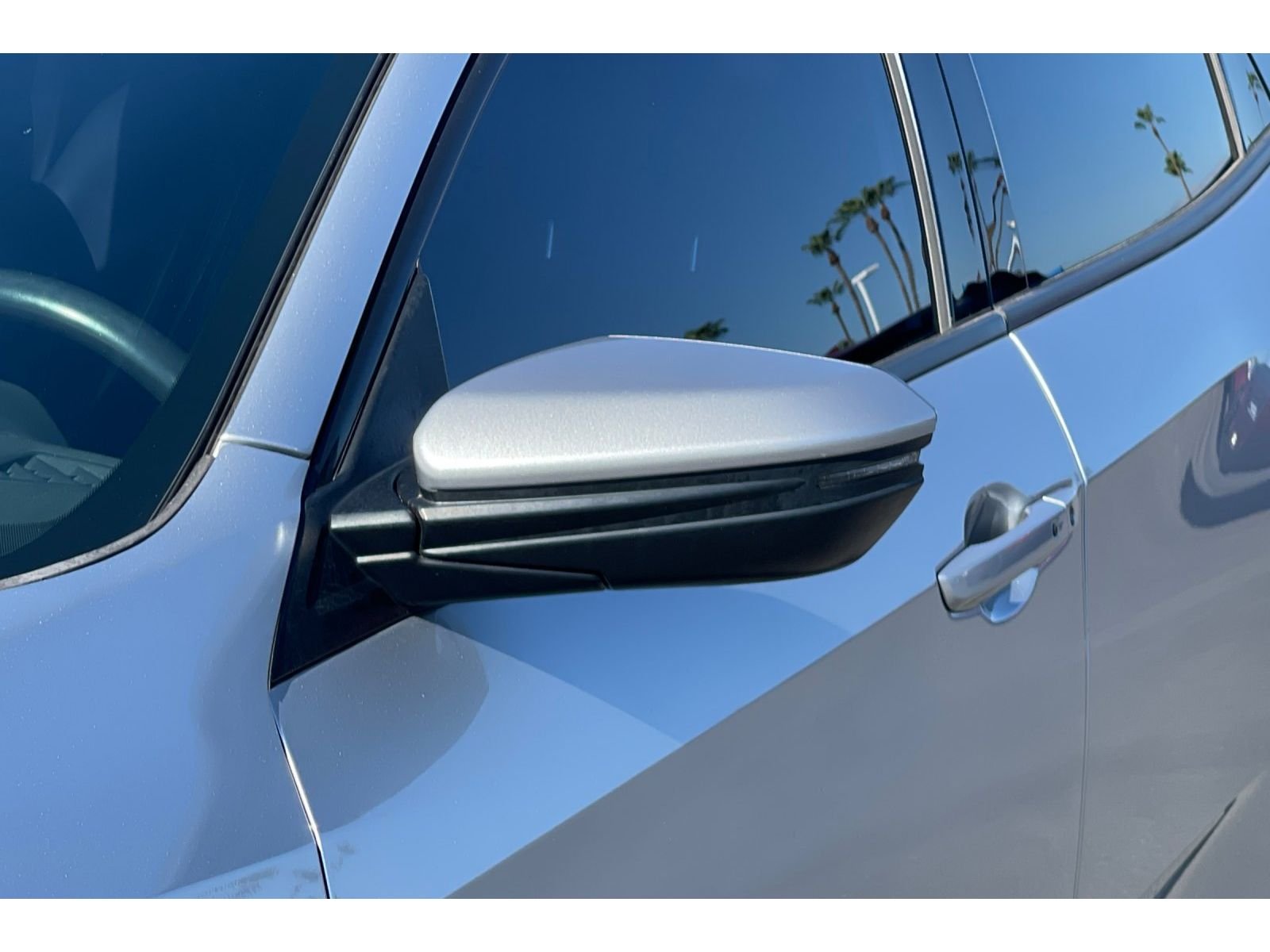 Used 2020 Lunar Silver Metallic Honda Sport Touring image 12
