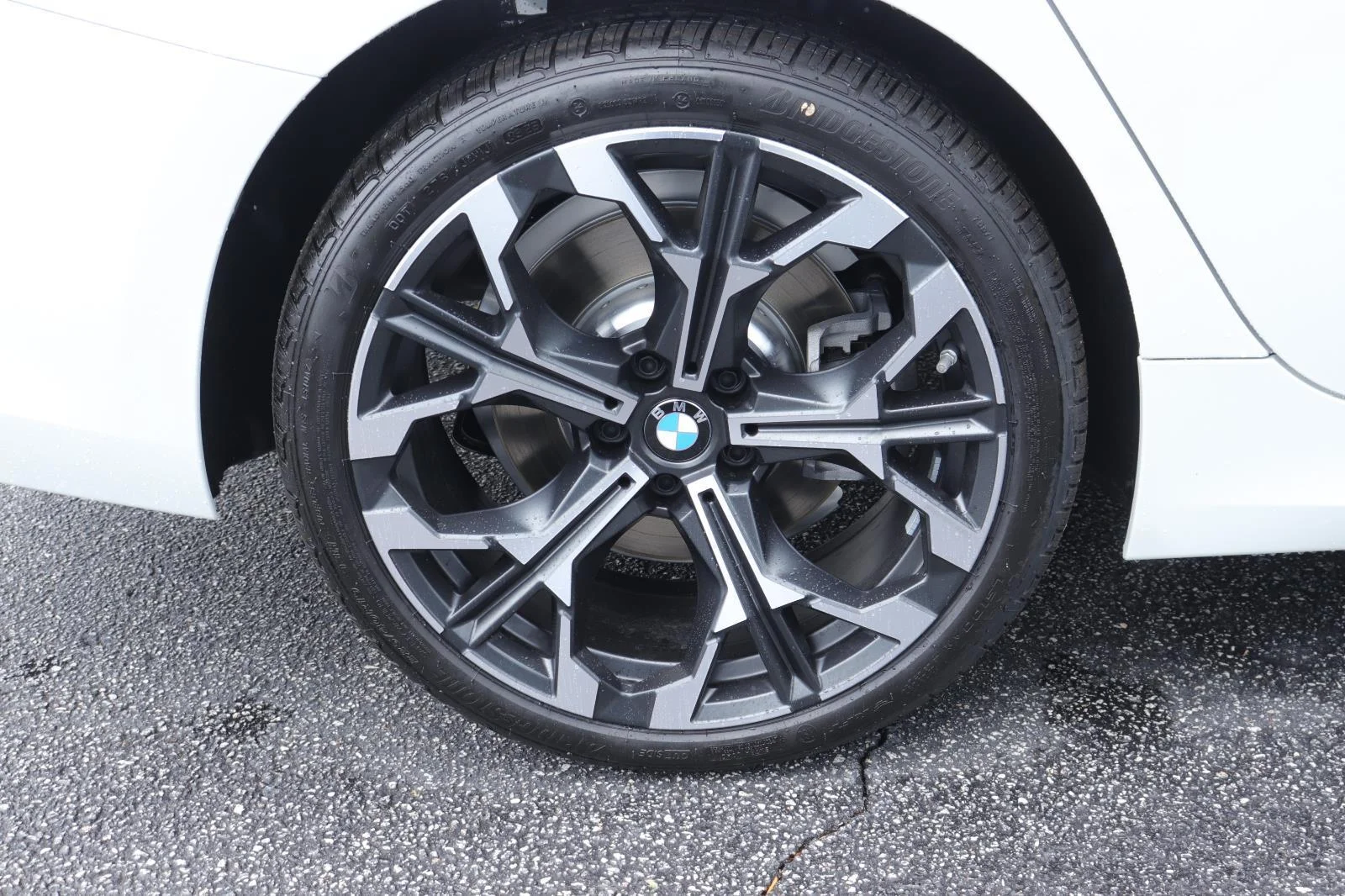 New 2026 Alpine White BMW 330i image 40