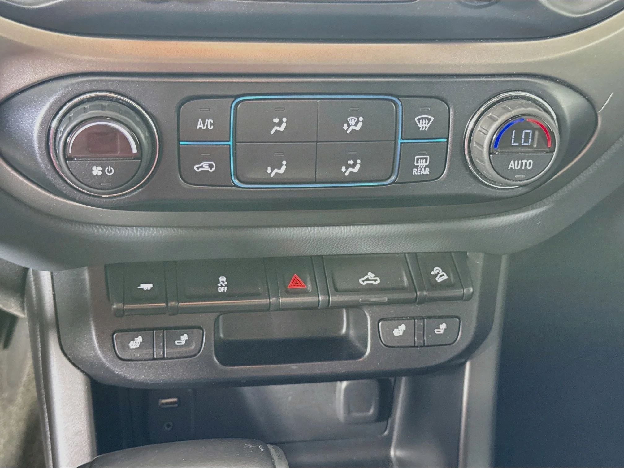 Used 2015 Red Hot Chevrolet 2WD Z71 image 16