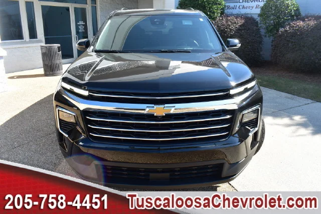 New 2027 Mosaic Black Metallic Chevrolet LT image 4