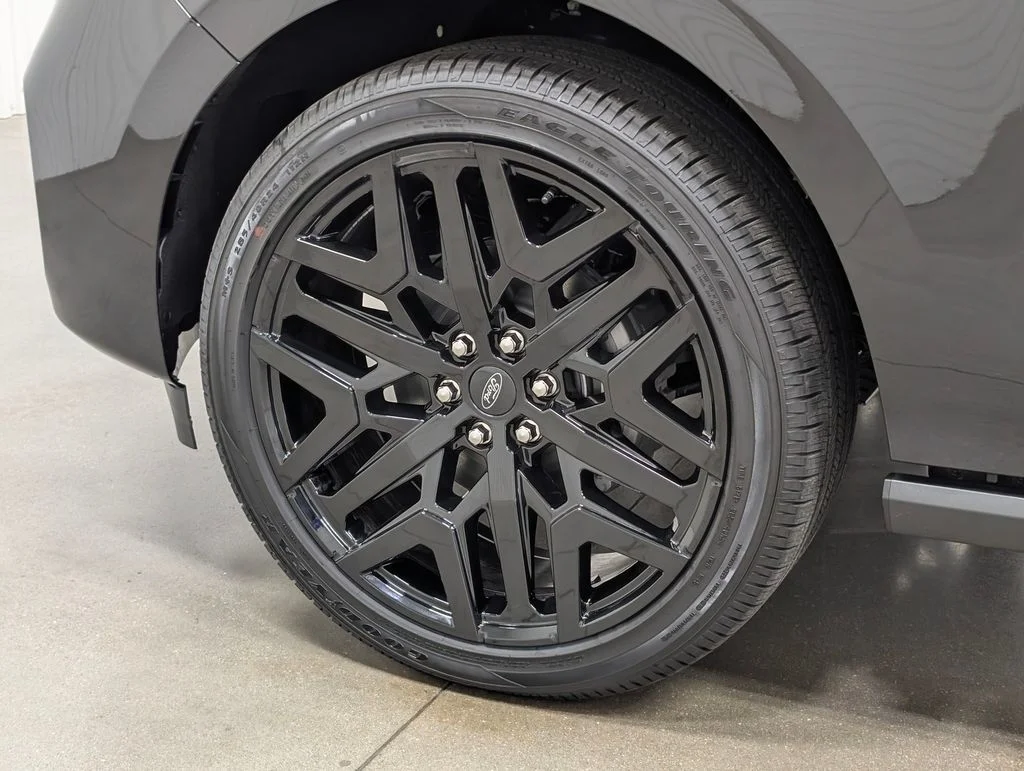 New 2027 Agate Black Metallic Ford MAX Platinum image 2