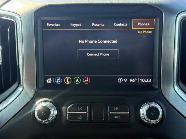 Used 2021 White GMC Denali image 19