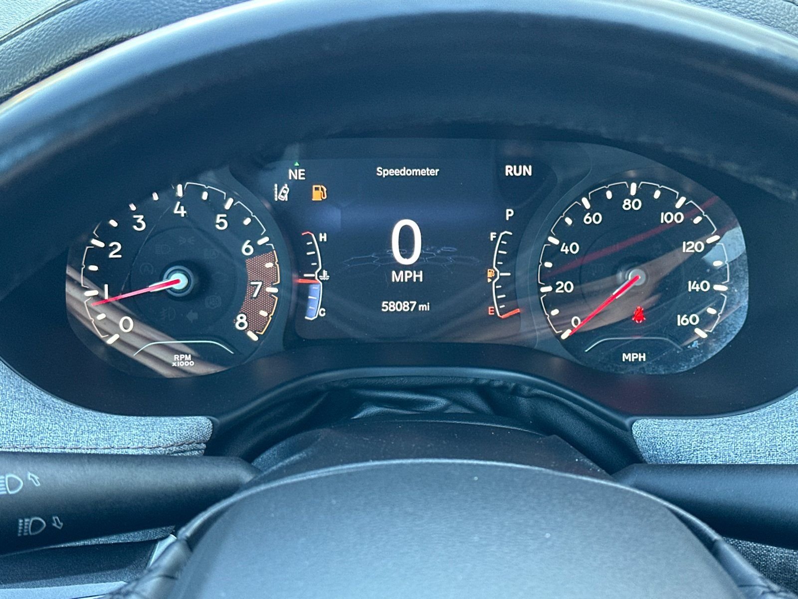 Used 2022 Red Jeep Latitude Lux image 24