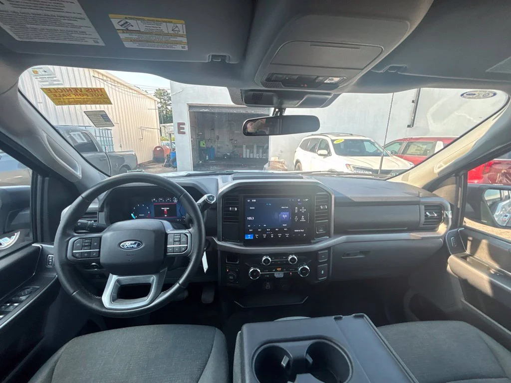 Used 2025 White Ford XLT image 19