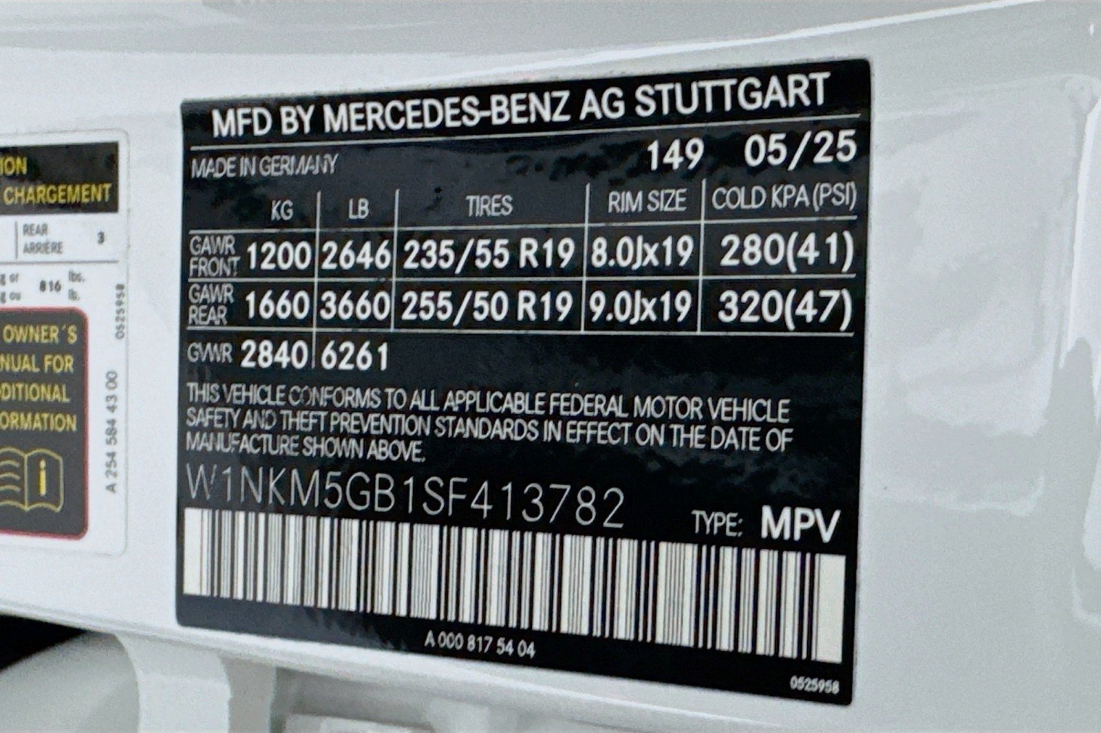Certified Used 2025 Polar White Mercedes-Benz GLC 350e image 23