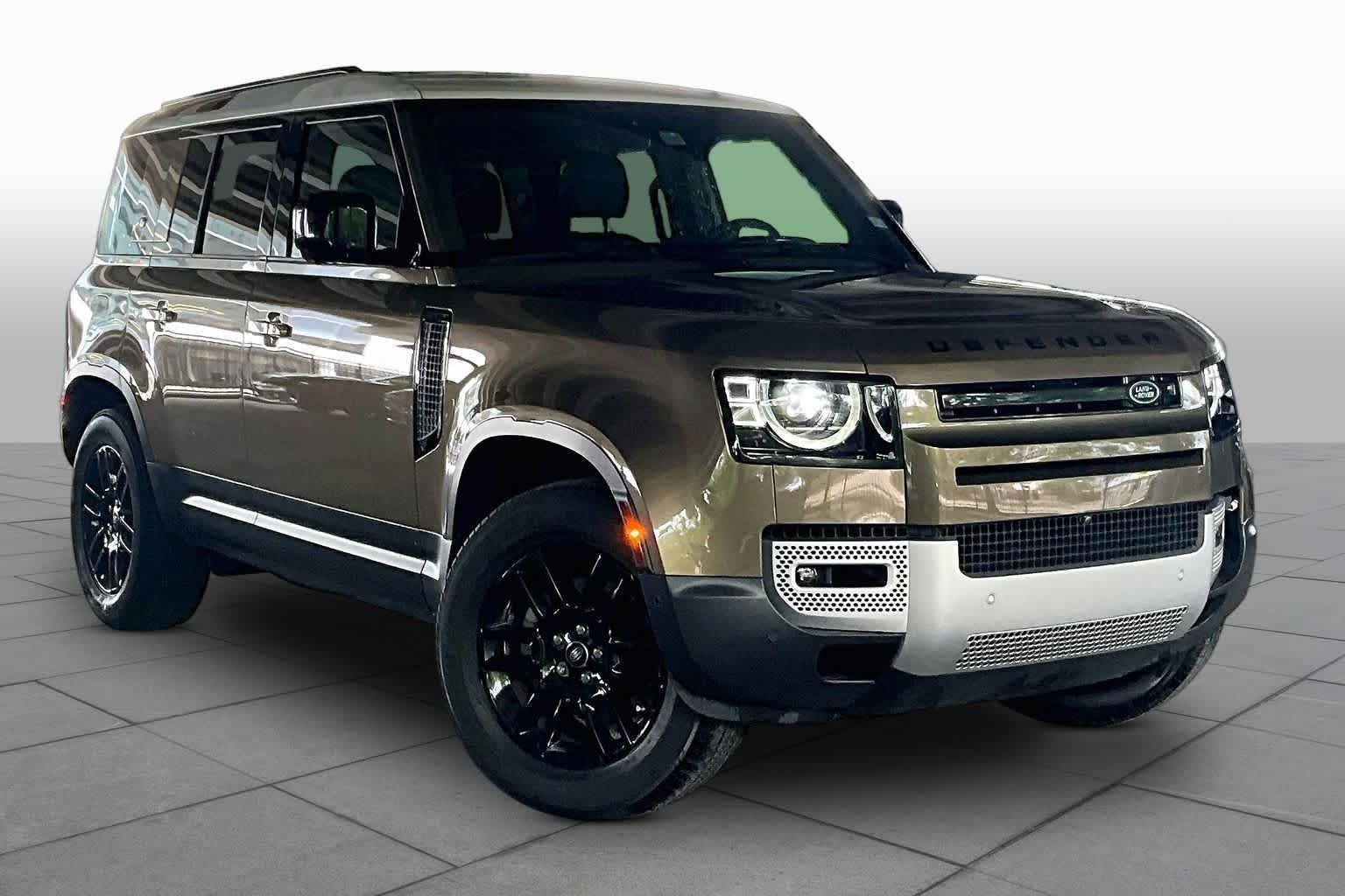 Used 2024 Gondwana Stone Metallic Land Rover S image 2