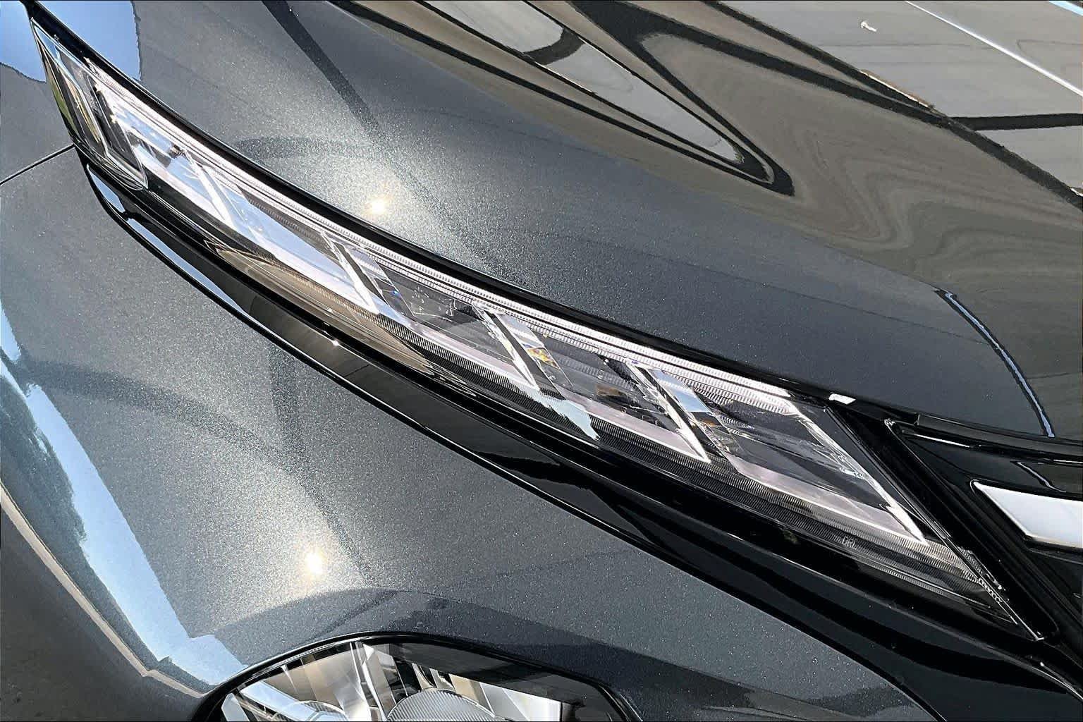 New 2026 Moonrock Gray Nissan SL image 18