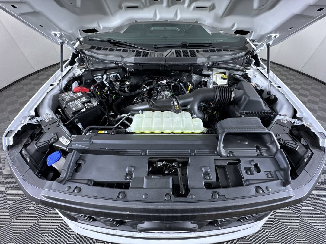 New 2026 Oxford White Ford STX image 28