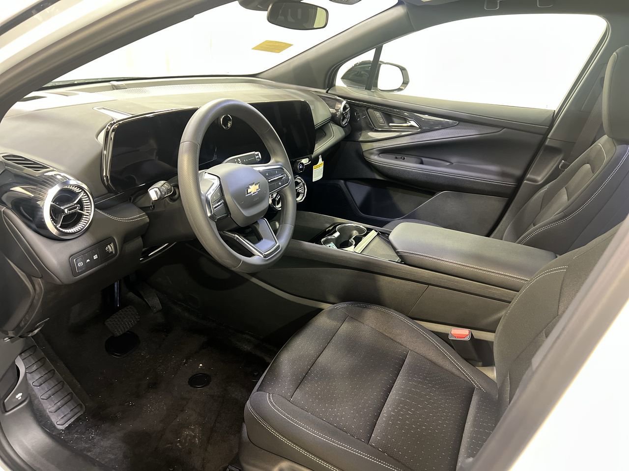 2025 Chevrolet Blazer EV LT - Photo 13