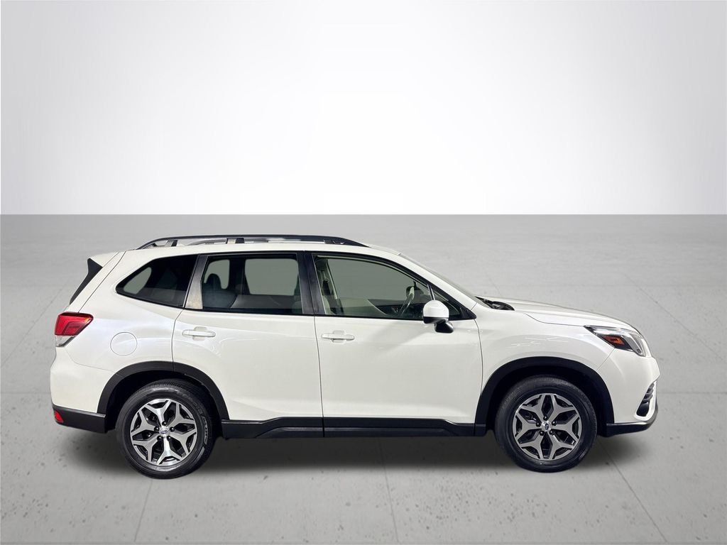 Used 2023 White Subaru Premium image 5