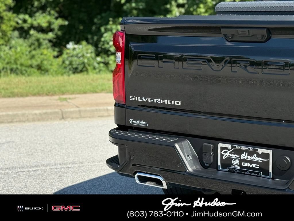 Certified Used 2025 Black Chevrolet High Country image 17