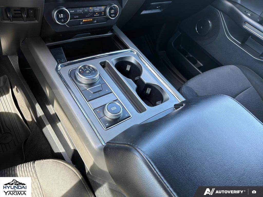 Used 2021 Agate Black Metallic Ford XLT image 18