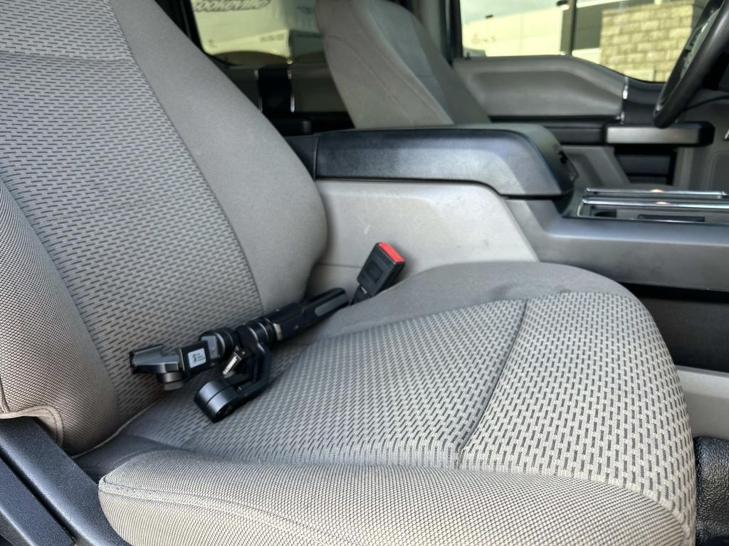 Used 2022 Carbonized Gray Metallic Ford XLT image 23
