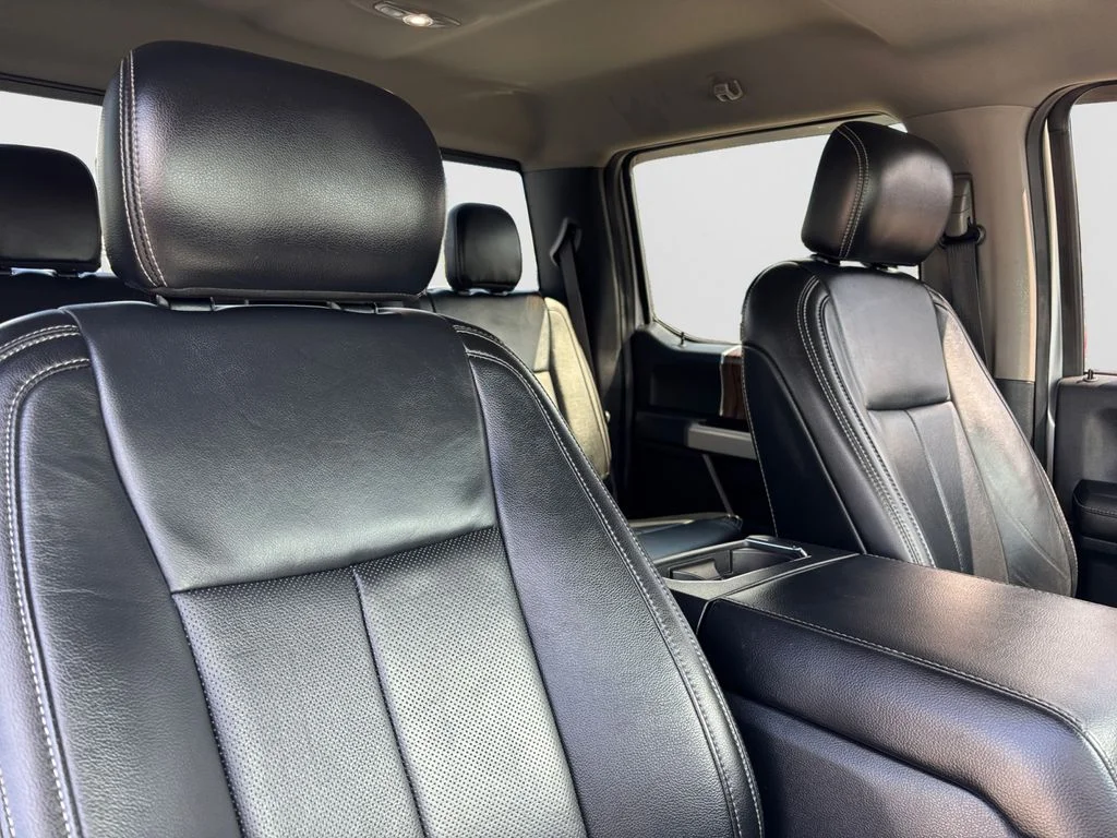 Used 2019 Silver Ford Lariat image 47