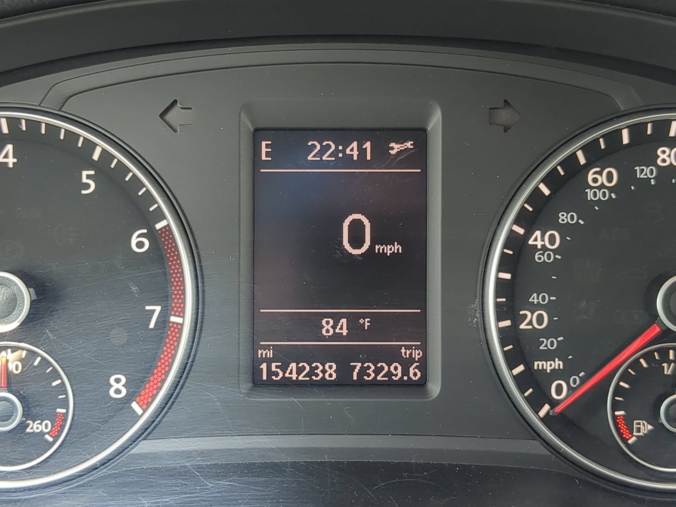 Used 2015 Reflex Silver Metallic Volkswagen 1.8T SE image 22
